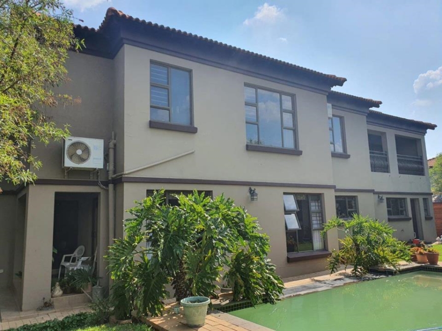 4 Bedroom Property for Sale in Tuscany Ridge North West